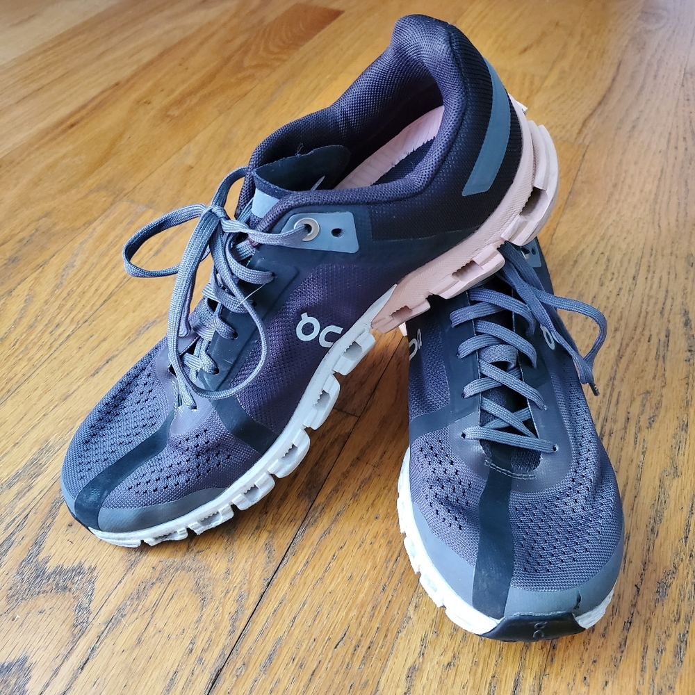 On Cloud sneakers